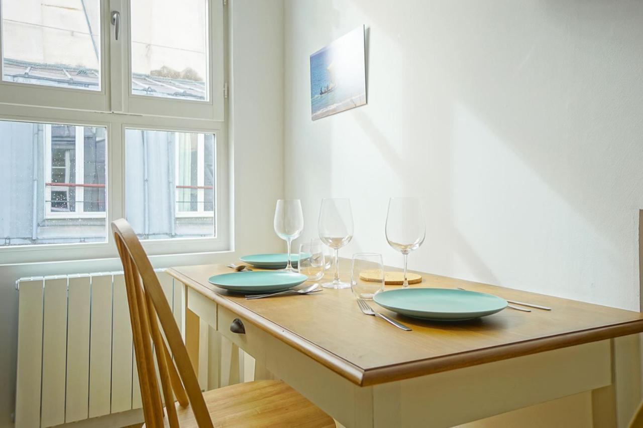 Beautiful Bright Apartment Near The Marais París Exterior foto
